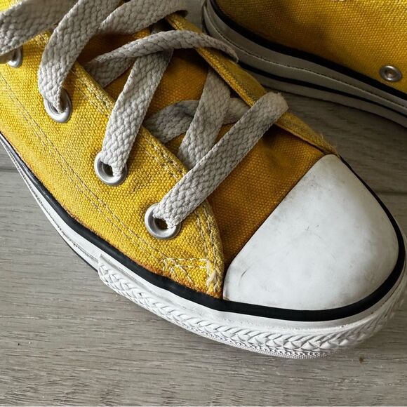 Vintage Converse All Stars Yellow Low Sneakers Women Sz 6 Grunge Skate - Picture 11 of 12